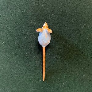 VINTAGE 1960'S SMALL PAINTED MOUSE PIN WITH ARTICULATED FLEXIBLE TAIL MOVEMENT